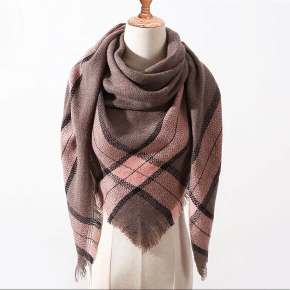 MULTI SEASON OVERSIZED PLAID BLANKET SCARF - Picture 1 of 3